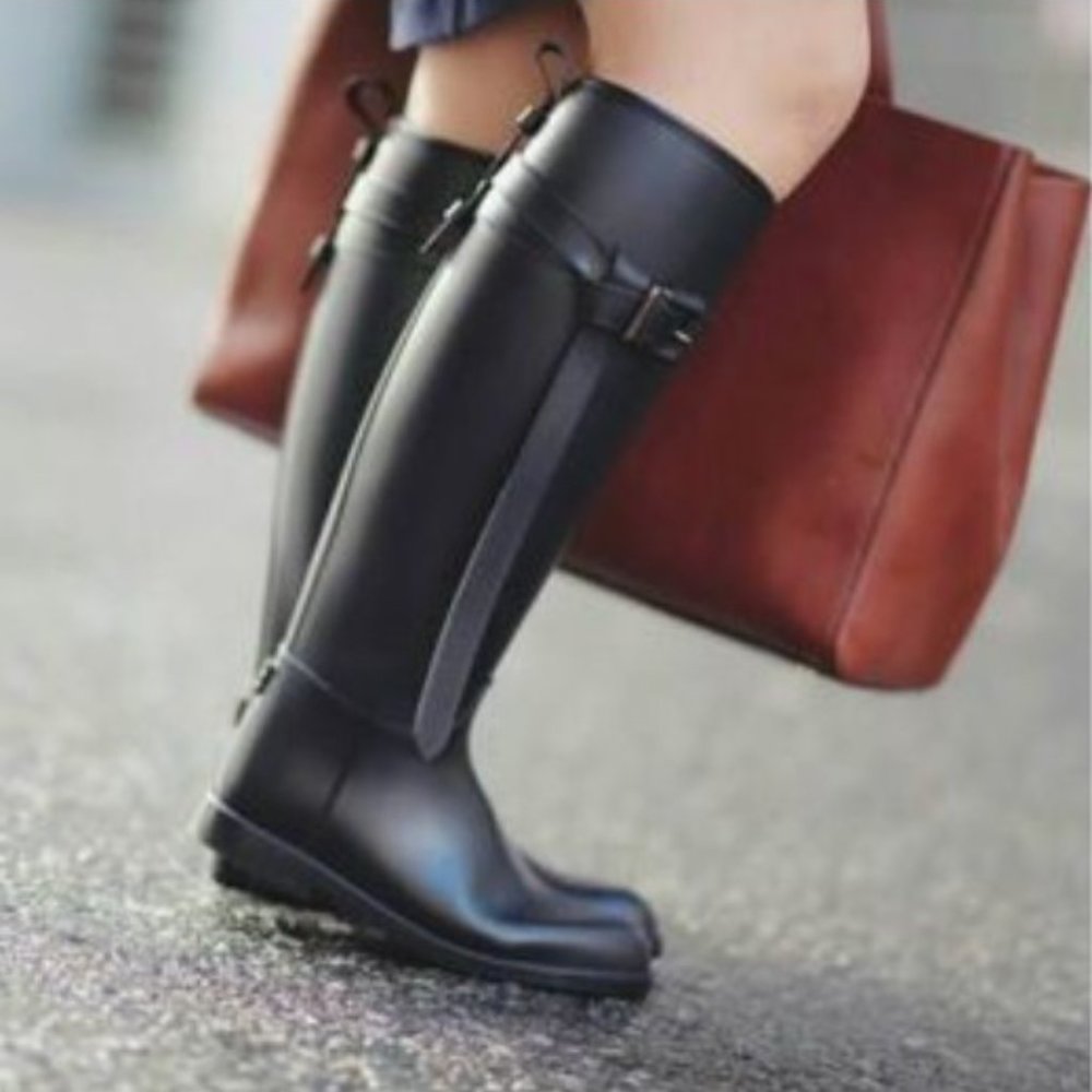 Burberry Belted Equestrian Rain Boots | Size 35